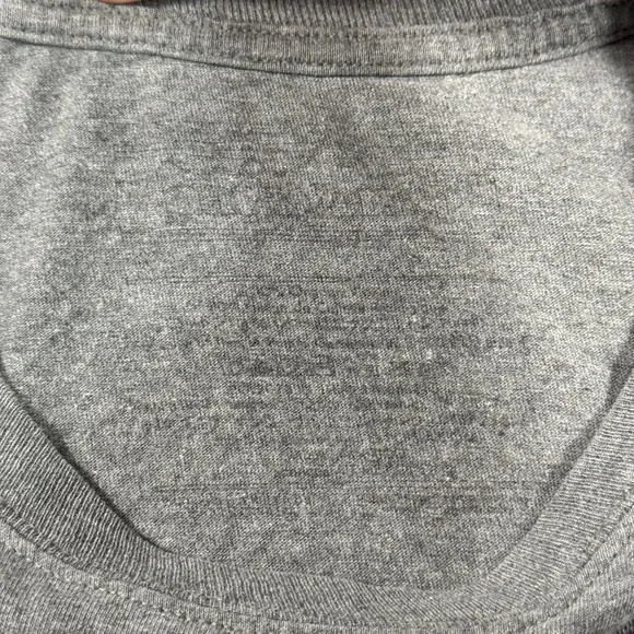 Patagonia Gray Fitz Roy Smallmouth Responsibili Short Sleeve T-Shirt Men Size‎ M - Picture 5 of 5